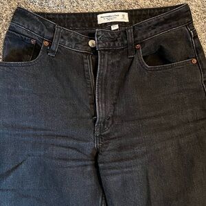 Abercrombie & Fitch Curve Love High Rise 90s Relaxed Jean | 26 Short